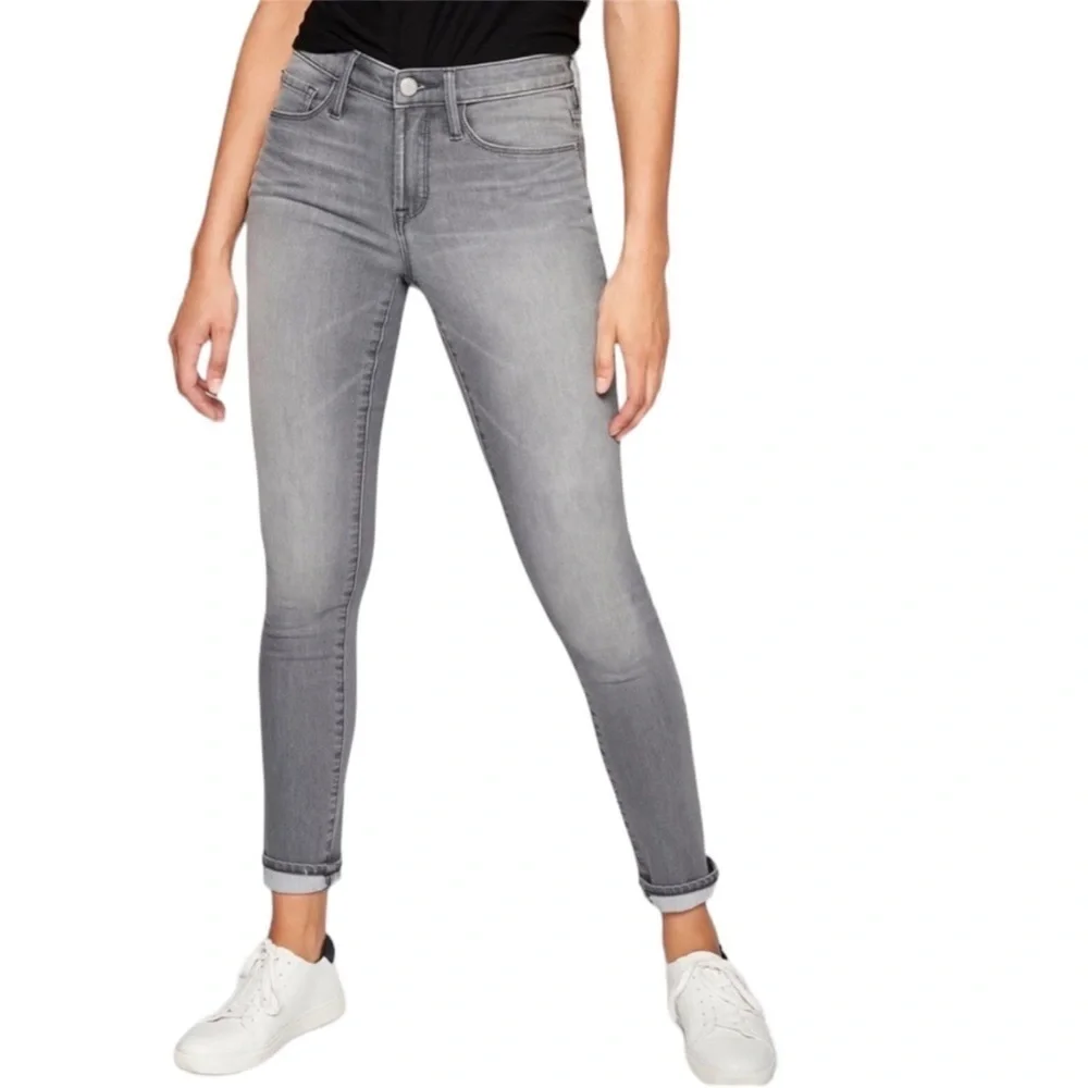ATHLETA SCULPTEK Skinny Jeans In Grey Wash Cropped Stretch Slim Active- Size 8